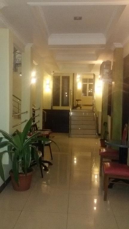 Guest House Salon Fora Gegerkalong Setiabudhi Bandung Dış mekan fotoğraf